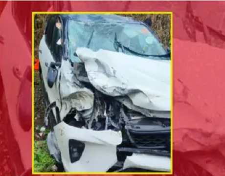 Shiv Sena's Shinde Gatache district contact chief's car Accident one death