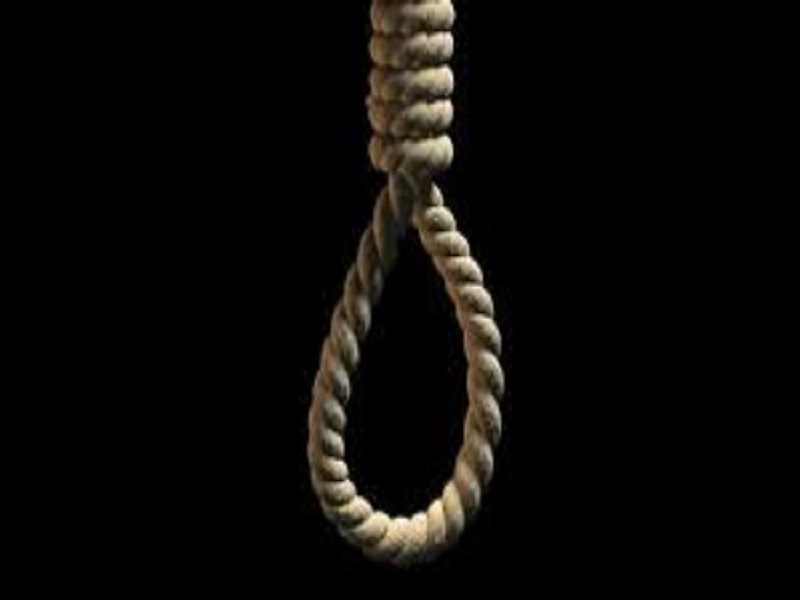 Police officer commits suicide by hanging