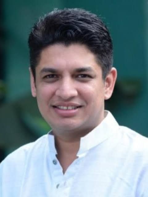 MLA Satyajit Tambe meets Deputy Chief Minister Eknath Shinde