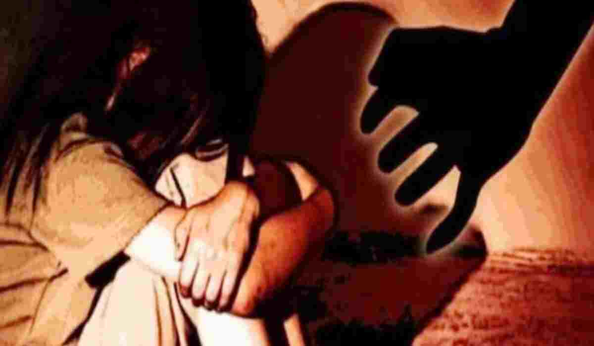 Ahilyanagar Minor girl raped at lodge