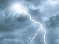 Lightning In Rainy Season Is Dangerous Take Care Of This Things