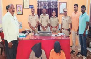 Ahmednagar News assaulted the robber and arrested