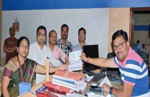 Latest News Akole Assistance to flood victims by Abhinav