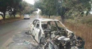 Nevasa BMW car burned on Road