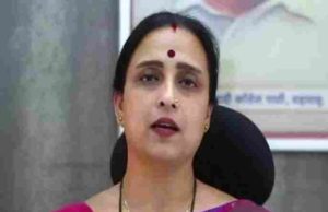 हे तर पळकुटे मंत्री: या मंत्र्यावर चित्रा वाघ यांची टीका Ahmednagar News Chitra Wagh criticizes this minister