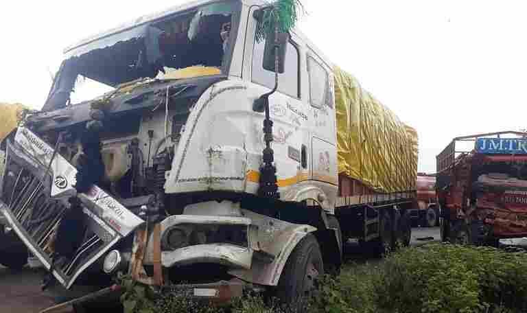 Accident A head-on collision between an Eicher truck 