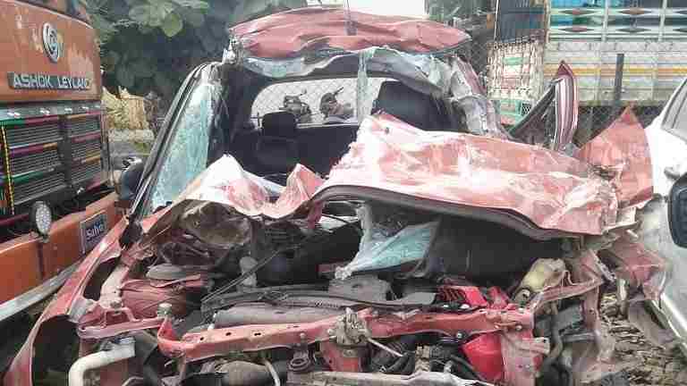 car hit a truck on Nandur Shingote Shivara on Nashik-Pune highway
