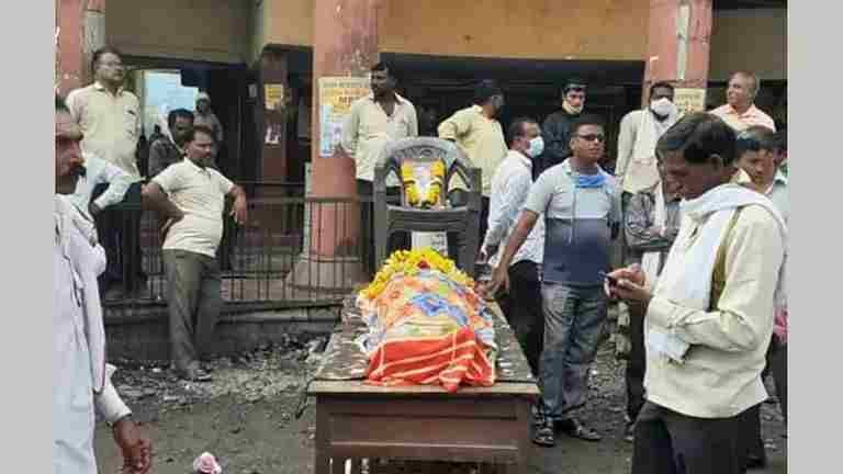 Body of ST employee directly at bus stand