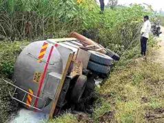 Milk tanker Accident in Rahuri 