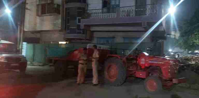 Sangamner Accident child was killed on the spot when he was hit by a sand tractor