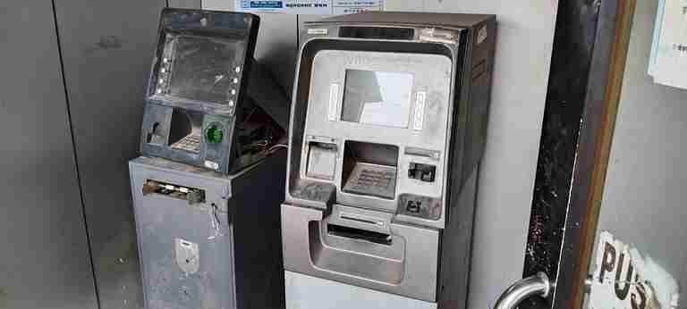 Ahmednagar Two Atm theft