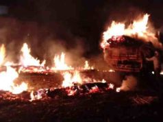 Ahmednagar Jamkhed Kadaba's moving truck caught fire