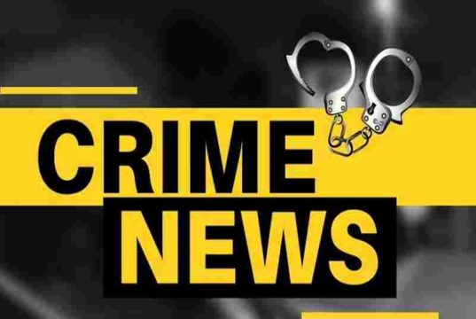 First the wife was stabbed in the head, then she went to the police station and attacked the police 