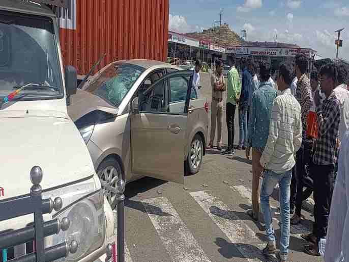 Sangamner Car and pickup accident on Nashik-Pune highway