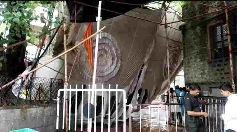 heavy rain, the pavilion near the front of Shri Sai Baba temple collapsed