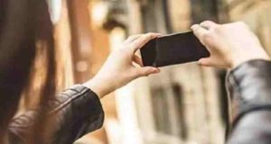 A selfie took the lives of two friends