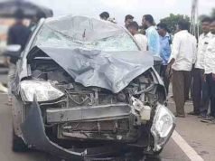 Two killed in accident due to car hitting two-wheeler