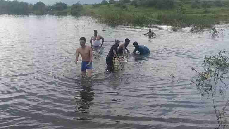 Seven tourists drowned in the dam, two Death