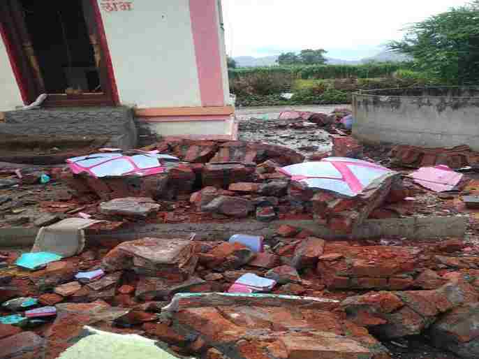 Lightning struck the temple and the temple collapsed