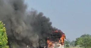 Shivshahi bus caught fire on Nashik-Pune road