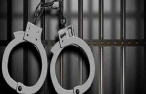 सेक्स रॅकेट चालविणाऱ्या दलाल महिलेस अटक, चार मुलींची सुटका A woman who ran a sex racket in Thane was arrested, four victims were released