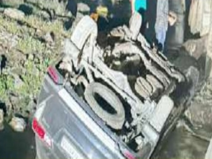 Accident speeding car fell off the bridge into the river Pravara