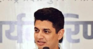 Satyajeet Tambe said about Shubhangi Patil who visited Thorat.