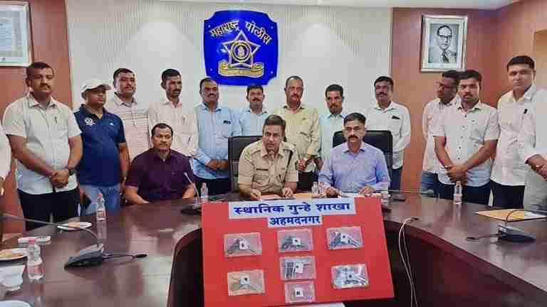 Ahmednagar Action taken by the local crime branch team to seize six village katas