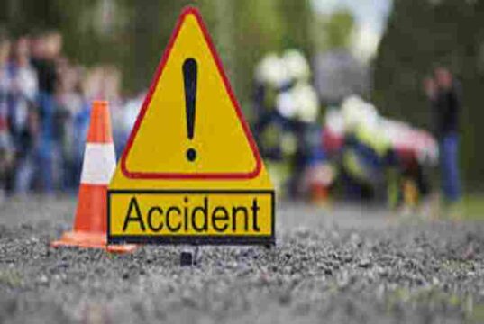 tires of the speeding jeep burst, three of Sinnar were killed in the accident