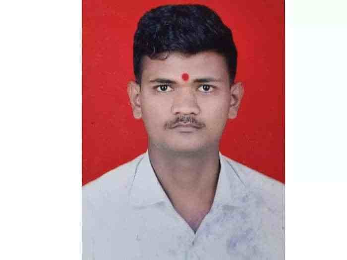 27-year-old youth committed suicide by jumping in front of a moving train on the railway track