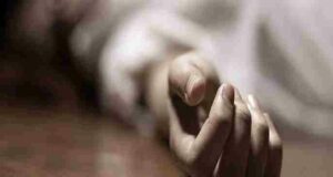 A loving couple jumps into the lake hand in hand Suicide