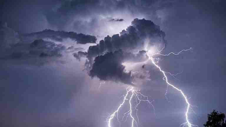 Havoc of bad weather, death of farmer due to lightning strike
