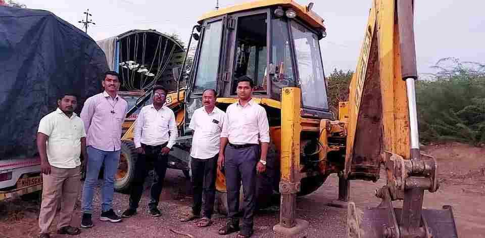 Illegal sand mining caught by JCB drone, first action