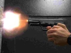 policeman attempted suicide by shooting himself