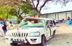 One killed and eight injured in collision with Tempo-Scorpio