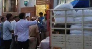 Shirdeet Gutkha Godavon, police raid, accused stuck