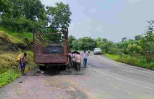 Plot to defraud insurance and finance companies by burning trucks in Akole