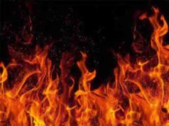 Massive fire breaks out at furniture shop 5 members of the same family die
