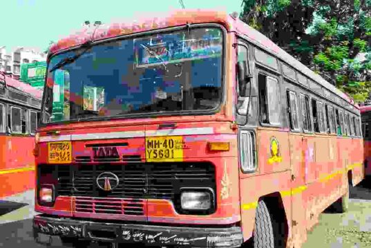Stones pelted at passenger bus in Akole taluka